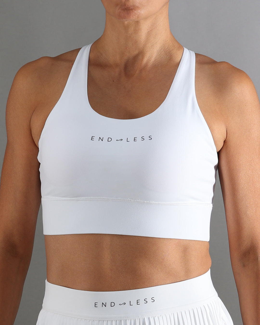 ENDLESS Top Zyra White front detail