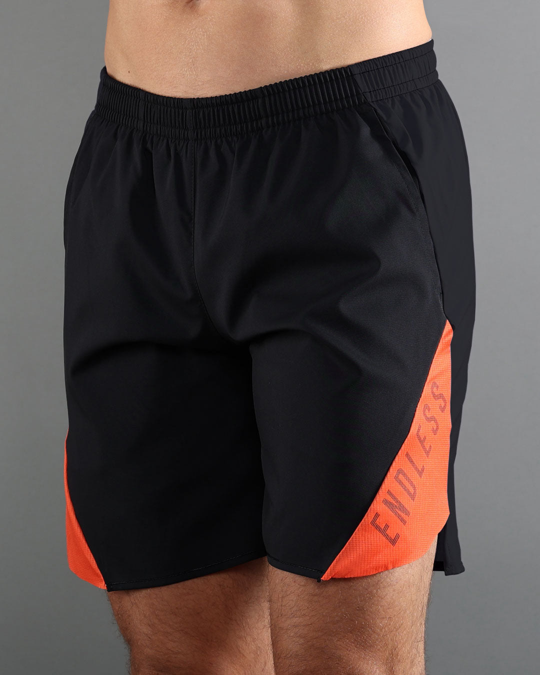 ENDLESS Short Phoenix Black Orange — vista frontal