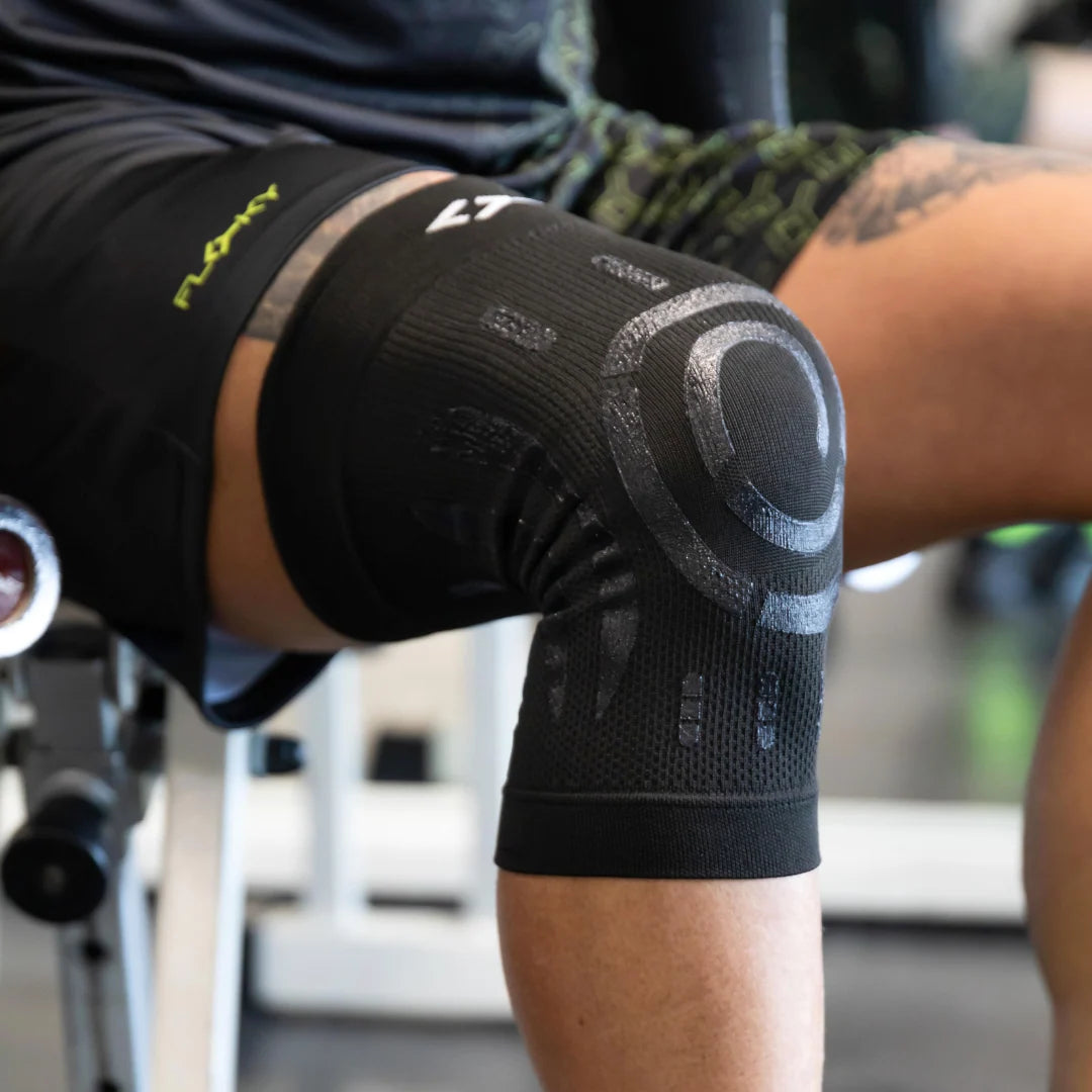 FLOKY KNEE Support negro en uso