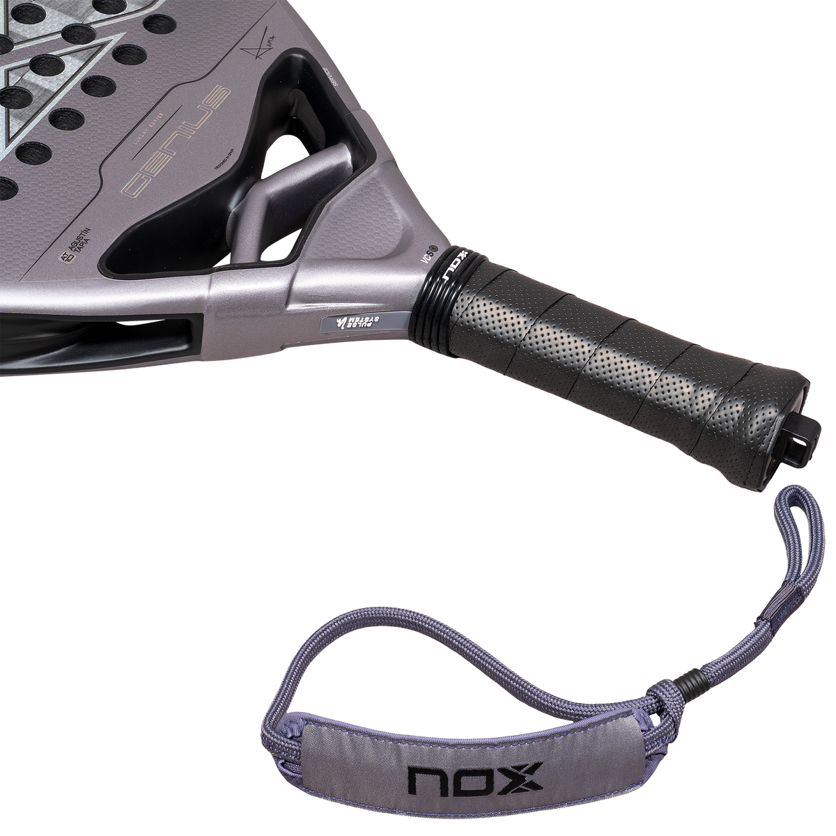 NOX Genius 18K Alum — empuñadura y correa