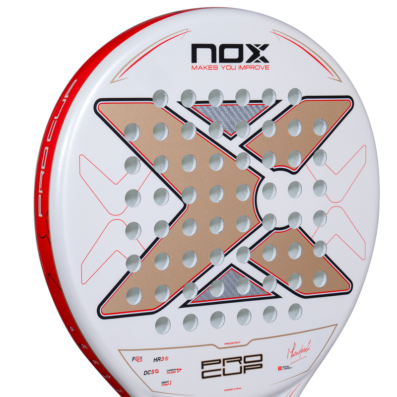 Pala NOX ML10 Pro Cup COORP 2027, detalle de la cara