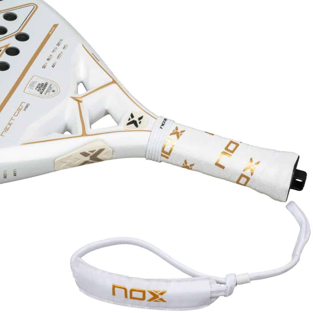 NOX NextGen Pro Hybrid 12K NFA Series 2026 - detalle del puño