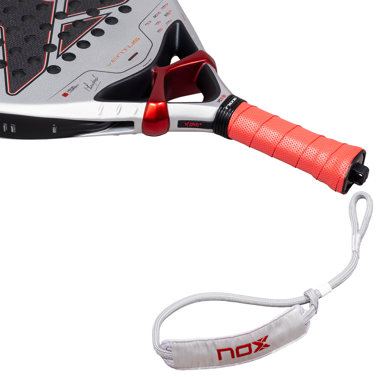 NOX Ventus Control 3K — empuñadura y correa